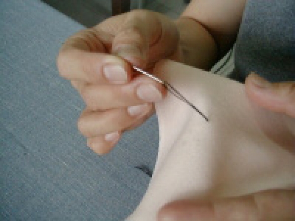 手缝之平针缝法,止缝法 第15步