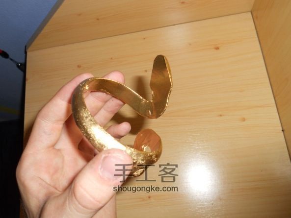 铁皮制作蛇形手镯教程 第7步