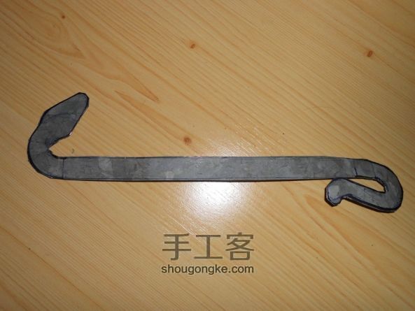 铁皮制作蛇形手镯教程 第4步