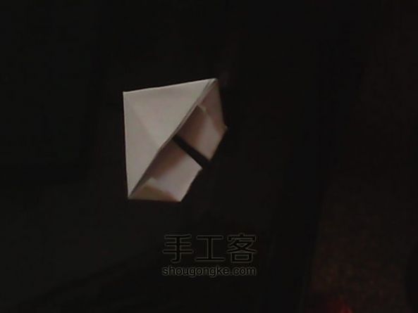 可爱熊猫笔筒折纸教程 第7步