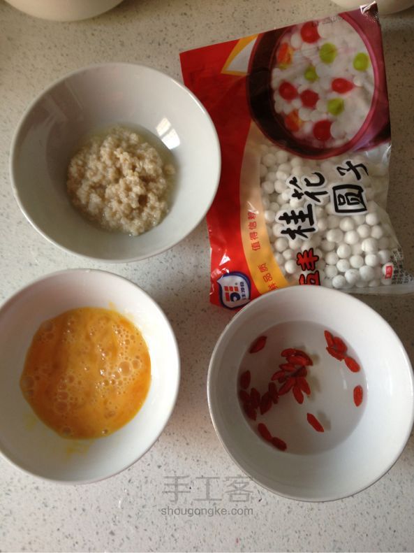 枸杞鸡蛋酒酿丸子 第1步