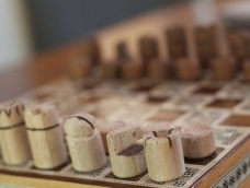 纯手工木质国际象棋——新年礼物