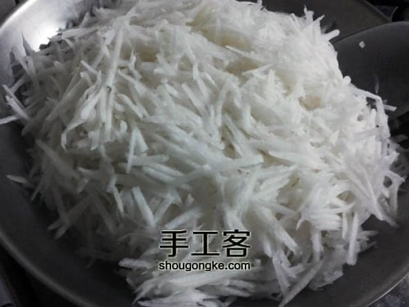 过年必备的萝卜糕 第2步