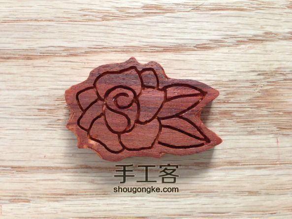 龙王手作：玫瑰花纹铜丝镶嵌木胸针 第5步