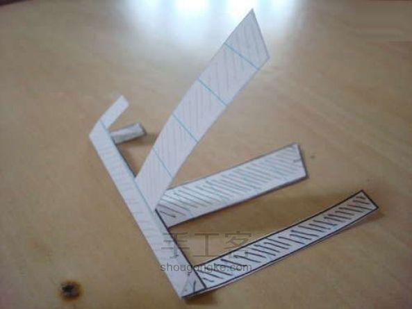 纸飞机的做法，手工制作滑翔机 第2步