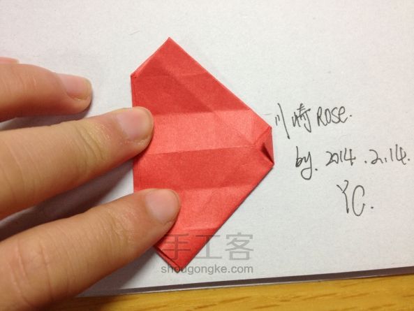 川崎玫瑰花折纸教程 第10步
