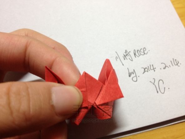 川崎玫瑰花折纸教程 第31步