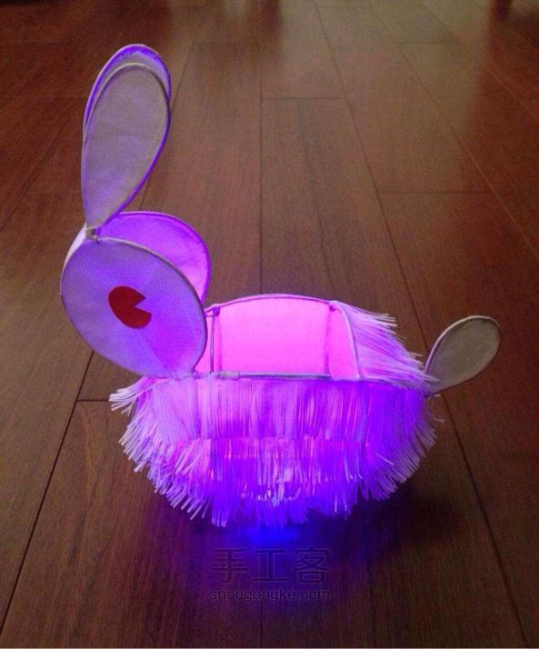 中秋节玩具  手工兔子灯 第5步