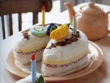 竟然有这么可爱的生日蛋糕—教你DIY不织布蛋糕