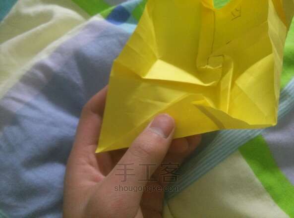 纸鹤系列二 花与鹤的结合折纸教程 第18步