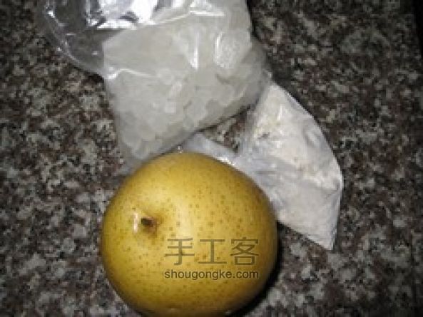 清清肺  川贝冰糖炖雪梨 第1步