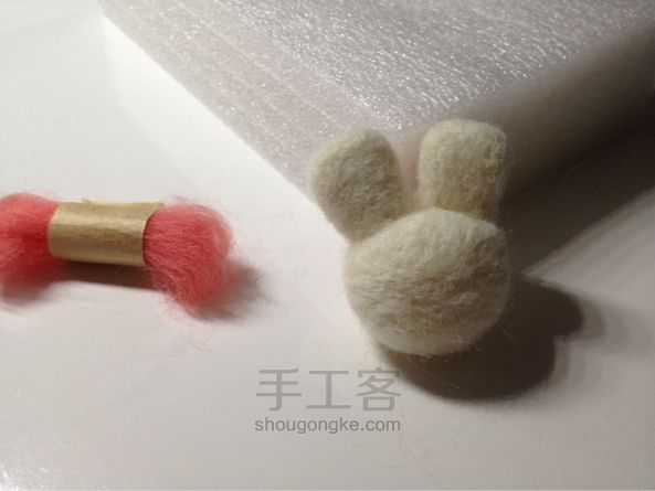 小白兔吃胡萝卜毛毡教程  第4步