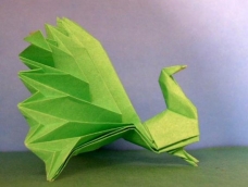 美丽的孔雀折纸 