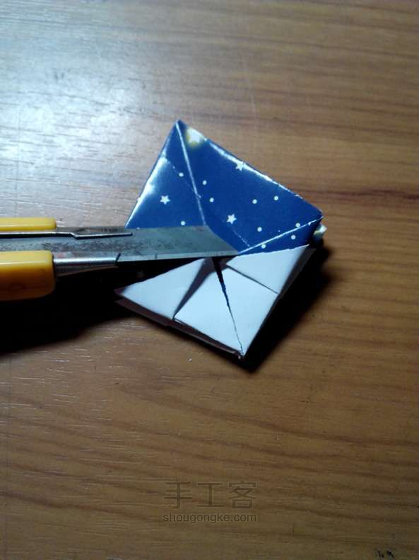 星星盒子手工折纸教程 第16步