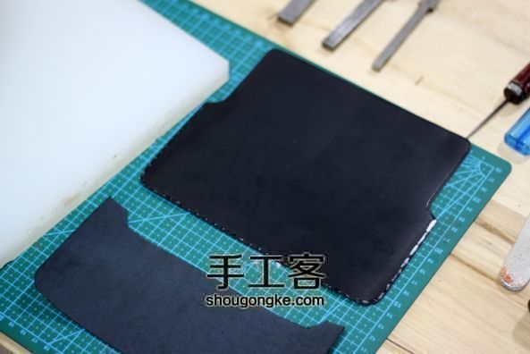 90分钟 DIY手工皮具—西装长钱夹（卡包）教程分享. 第30步