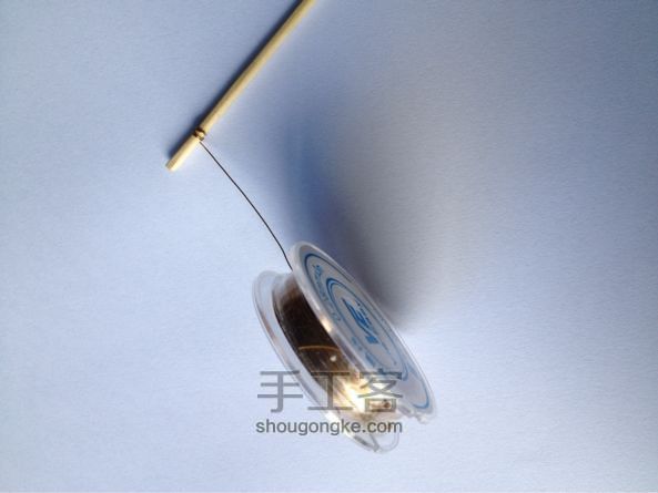 金属线做掐丝花卉 第2步