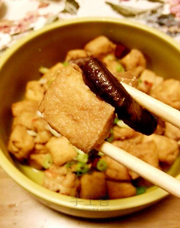 【私房菜肴】油豆腐鲜虾烧香菇 第4步