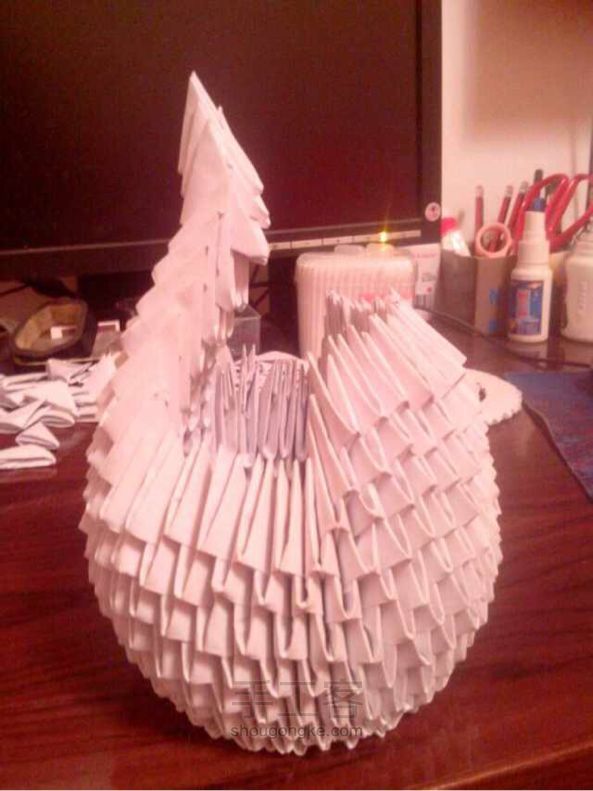 教你如何用纸折天鹅~可以做装饰品啊 第26步