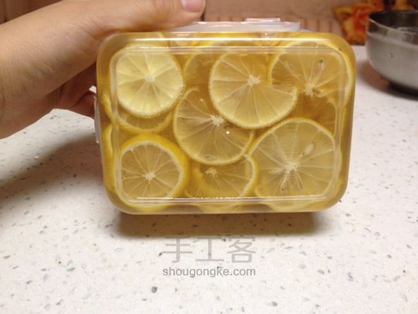 自制柠檬蜂蜜水健康又美味 第7步
