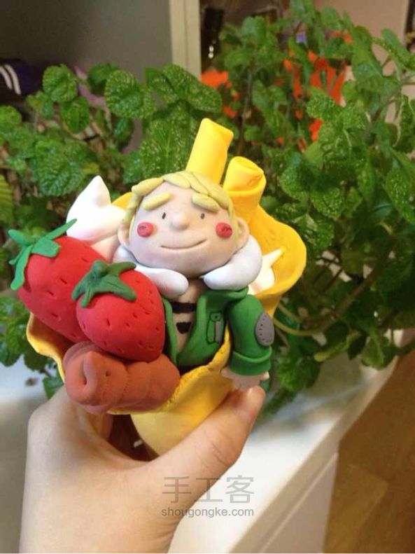 软陶华生手捧卷 第3步