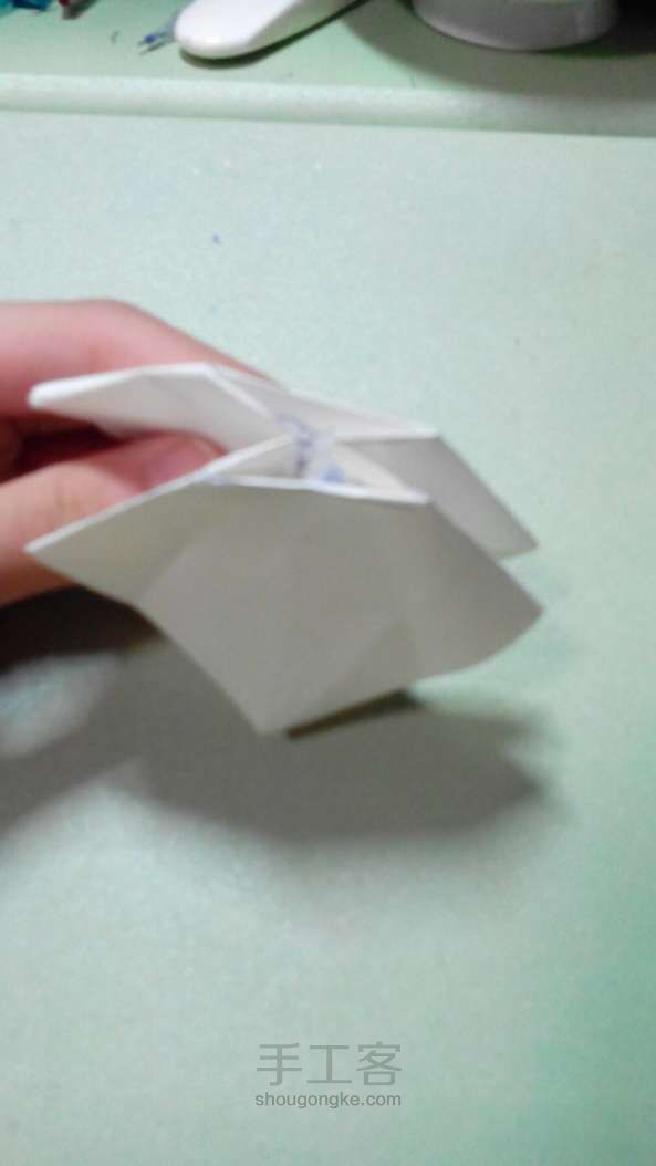 纸做蝴蝶结╮(╯▽╰)╭ 第5步
