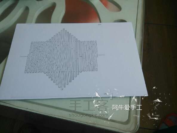 [实拍]纸雕制作过程 第2步