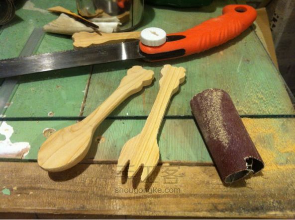 订制一套小朋友餐具——木制手工艺品DIY 第14步