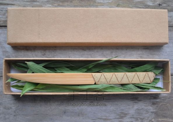 竹刀  裁纸刀  水果刀——竹制手工艺品手工制作教程 第4步