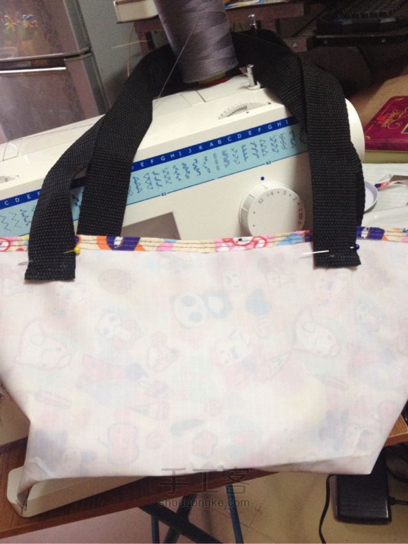 可爱便当包手工制作教程，附新技能哦 第3步