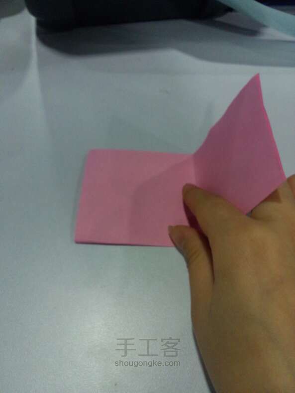 孔雀手工折纸教程 第5步