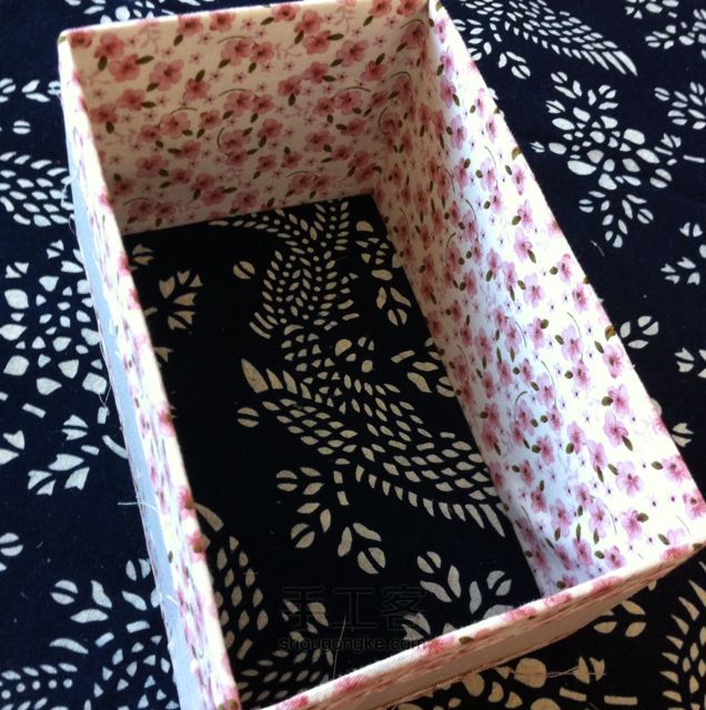 盒布在一起 3⃣️ 花儿朵朵纸抽盒 第2步