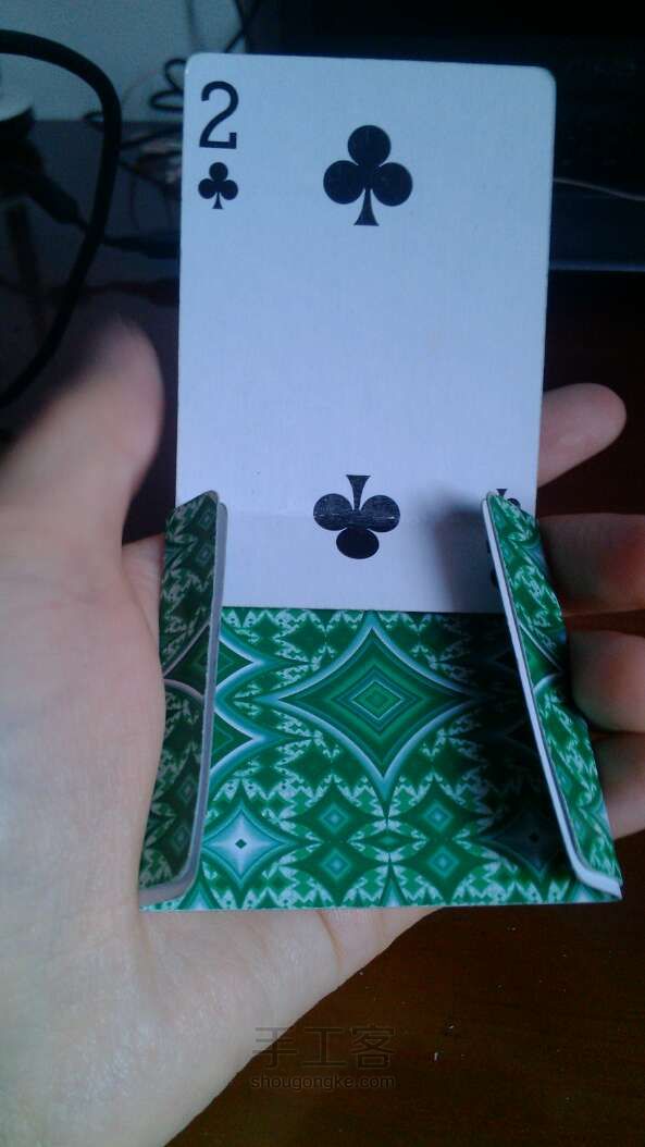 扑克牌制作糖果盒子 第4步
