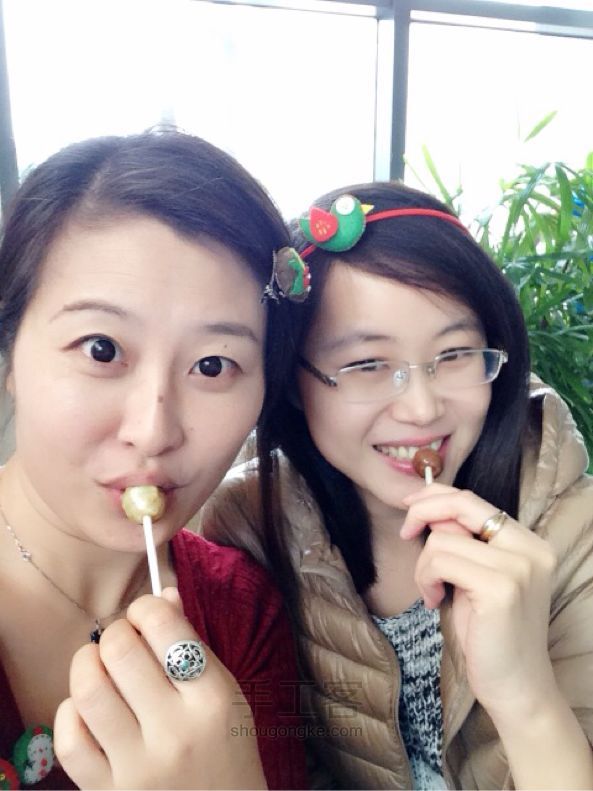 圣诞徽章 第7步