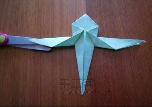 折纸蜻蜓手工教程 第13步