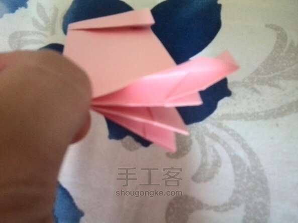 纸折的大象儿童折纸
下 第11步
