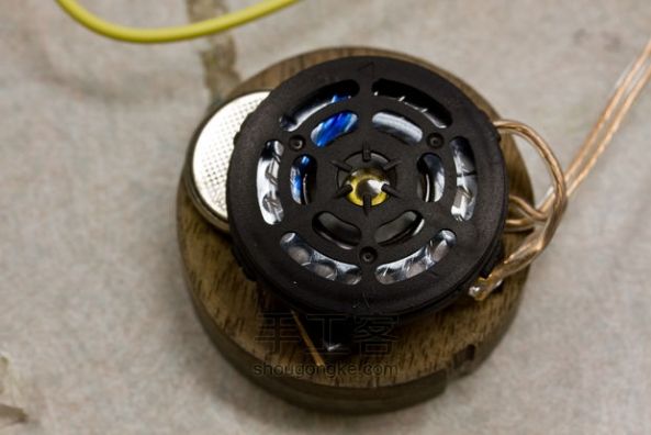 木质带有LED的耳机手工制作 第38步