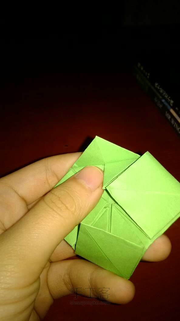 一张纸也可以折出四叶草折纸ＤＩＹ 第9步
