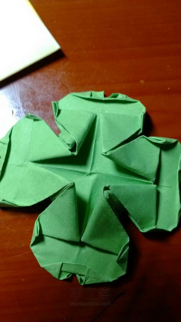 一张纸也可以折出四叶草折纸ＤＩＹ 第25步