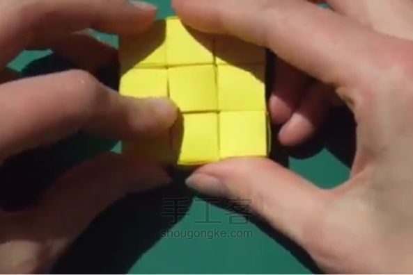 折纸移动的多维数据集二款手工教程 第19步