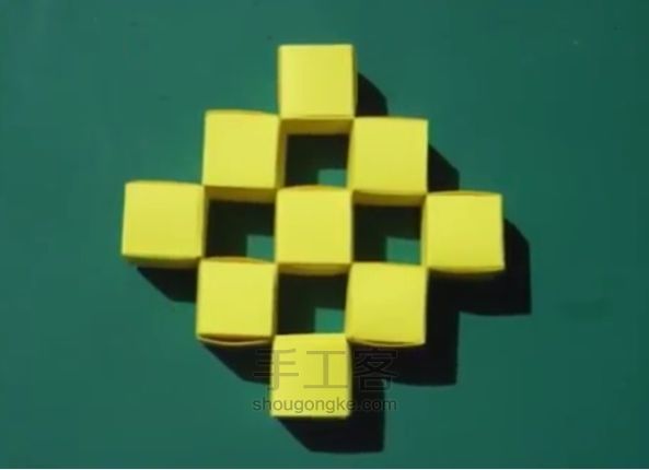 折纸移动的多维数据集二款手工教程 第20步