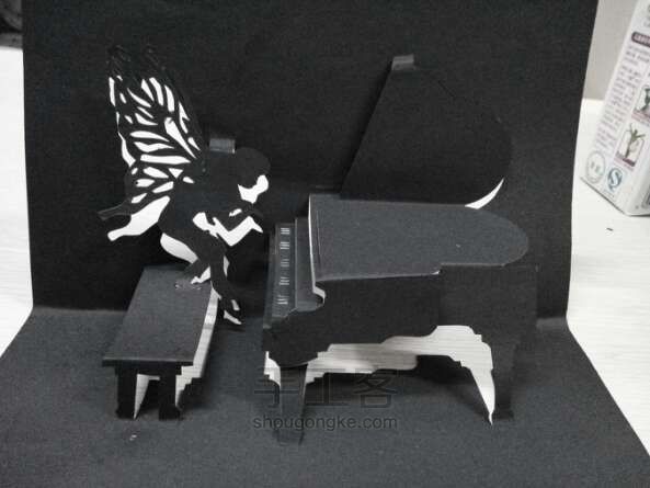 纸雕——DIY超简单钢琴立体贺卡教程 第5步