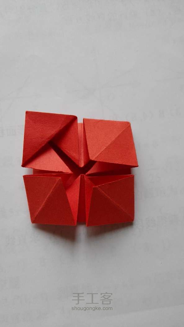 超级简单的小纸篮折纸教程 第12步