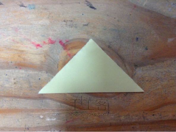 超简单手工折纸花制作方法 第2步