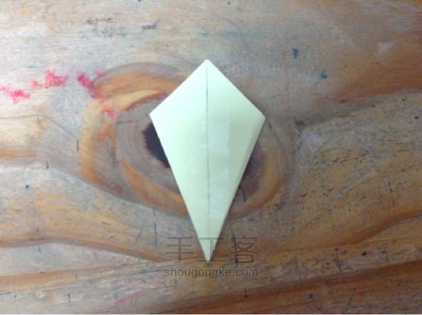 超简单手工折纸花制作方法 第5步