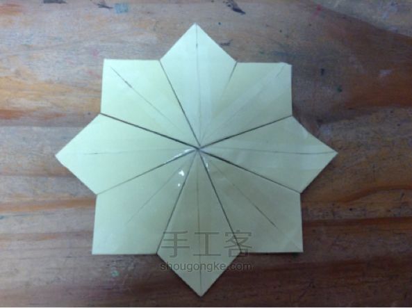 超简单手工折纸花制作方法 第6步