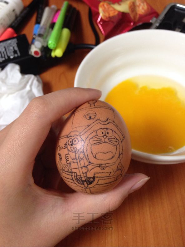 鸡蛋作画涂鸦 第6步