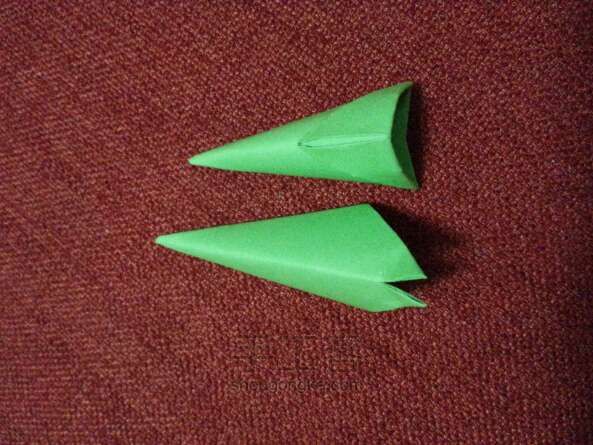 纸飞机基本零件详细教程——筝形，机头折纸 第18步