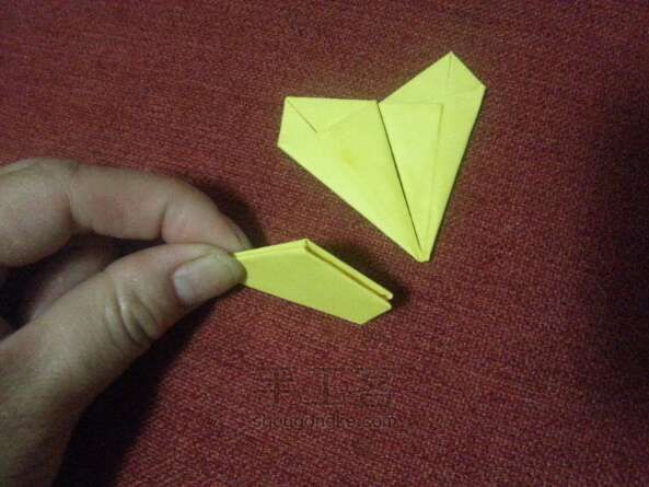折纸飞机零件教程 第4步