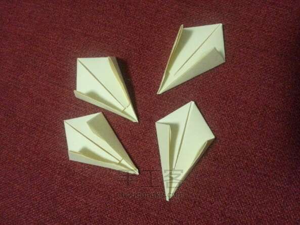 折纸飞机零件教程 第8步