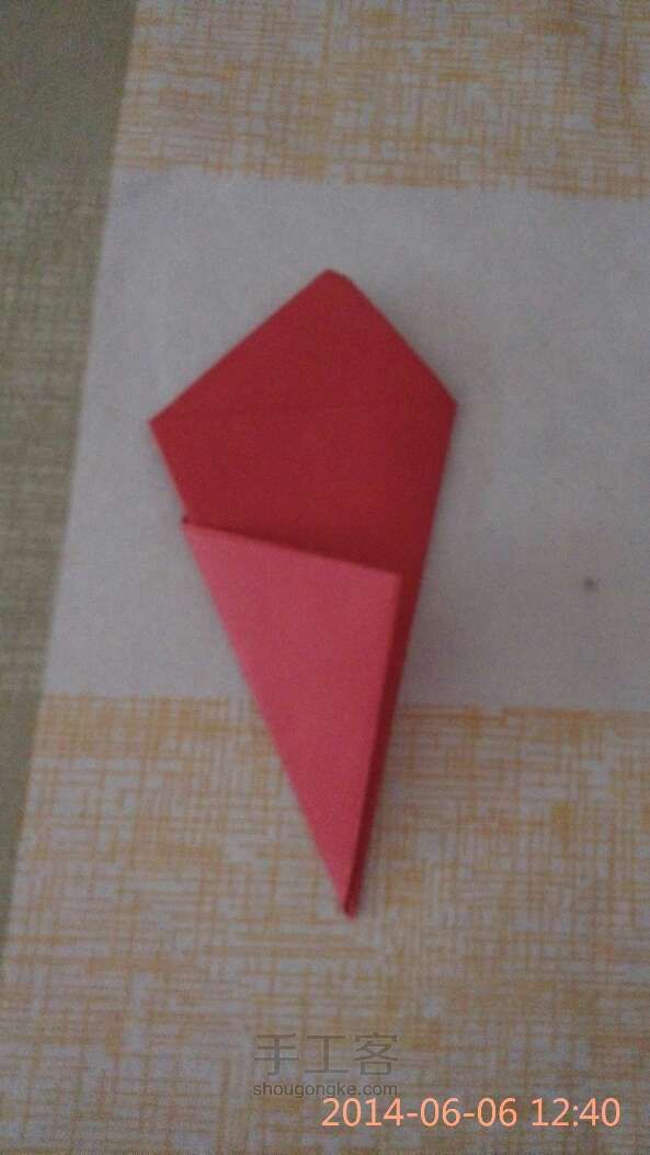 最简单的剪纸五角星制作教程 第7步